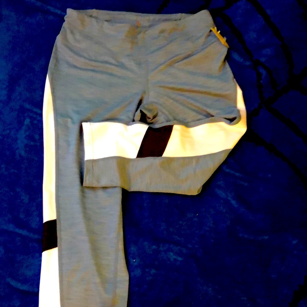 Active Capri leggings women NWT